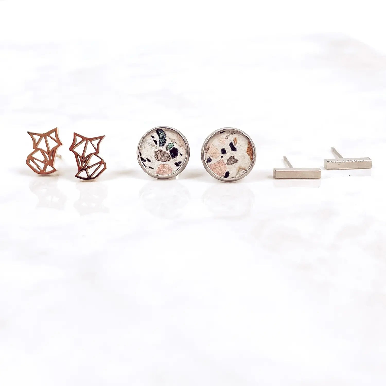 Stainless Steel Bar Stud- Silver