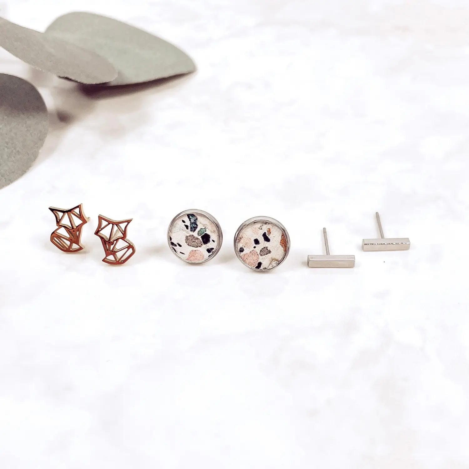 Stainless Steel Bar Stud- Silver