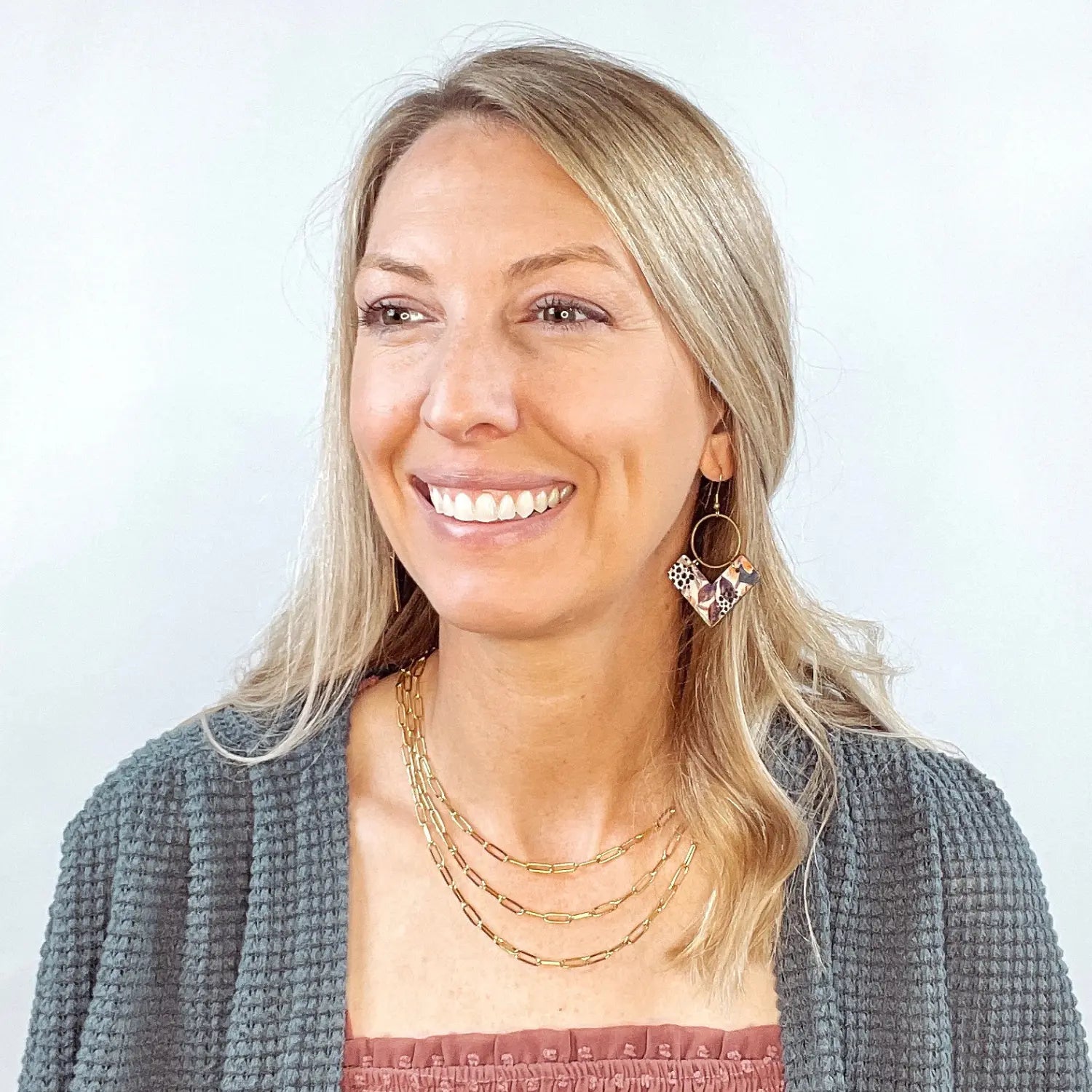 Wren Cork and Gold Accent Dangly Earrings-Autumn Floral Creek + Elm