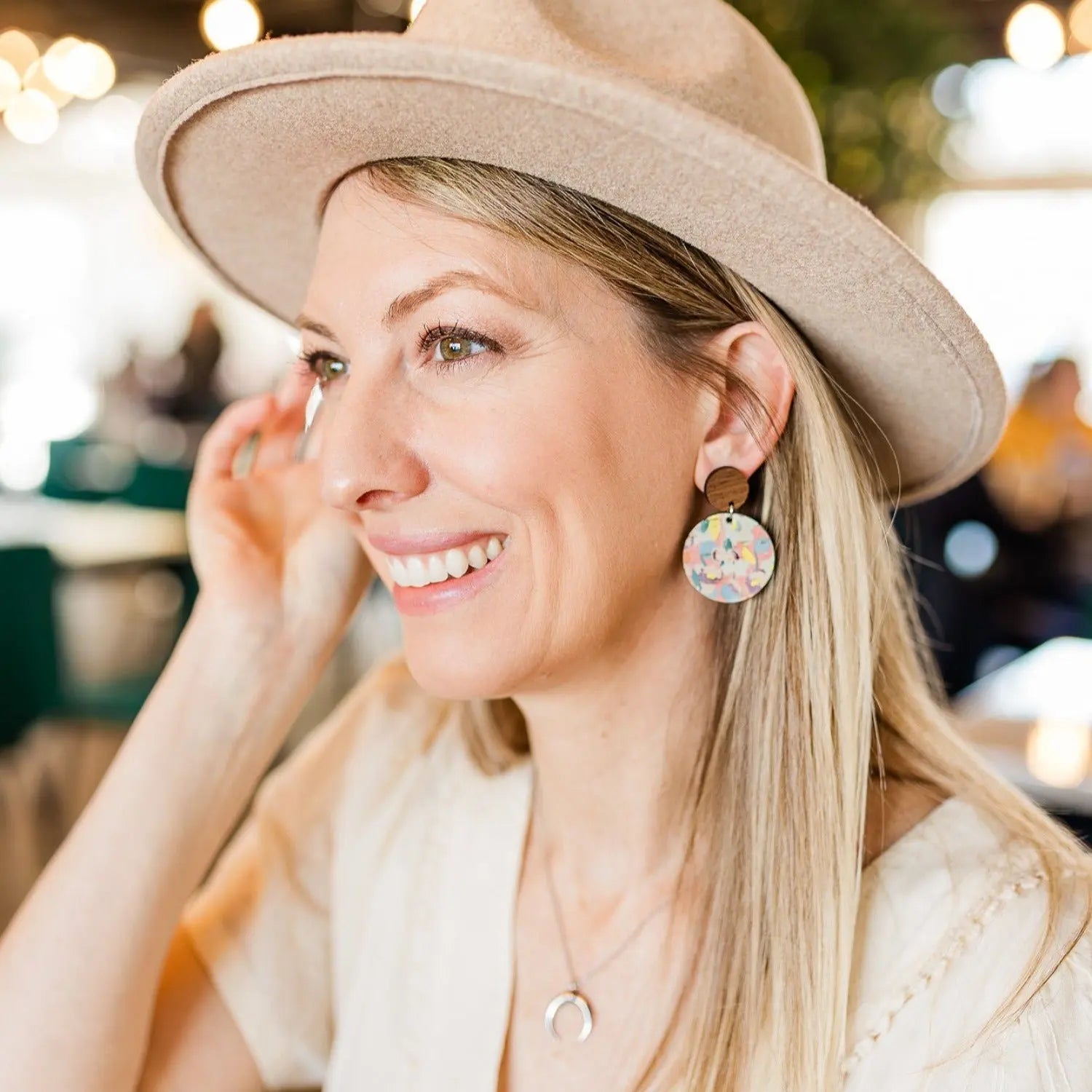 Liyra- Pastel Garden Creek + Elm