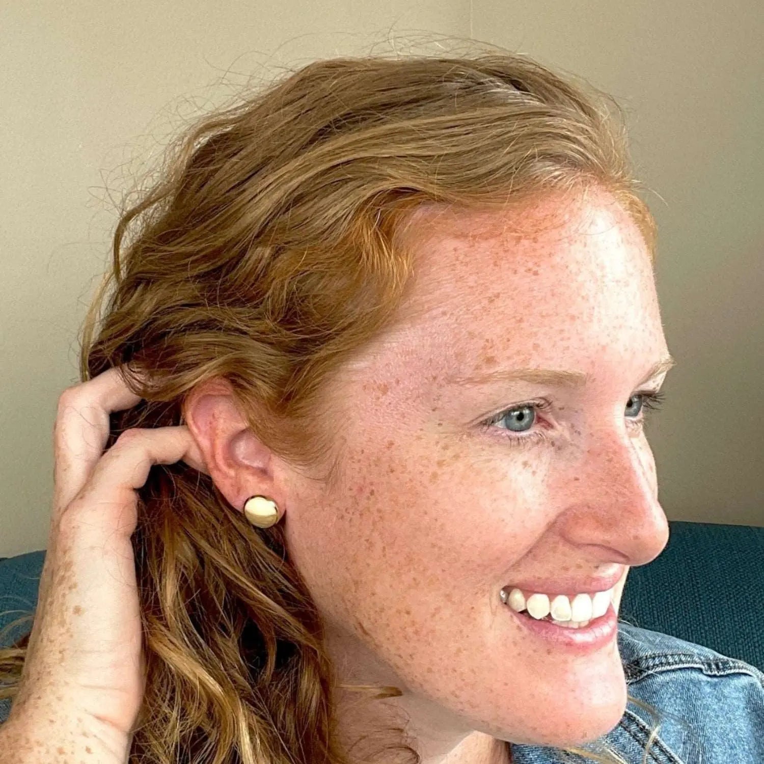 Taylor Stud Earrings-Cream