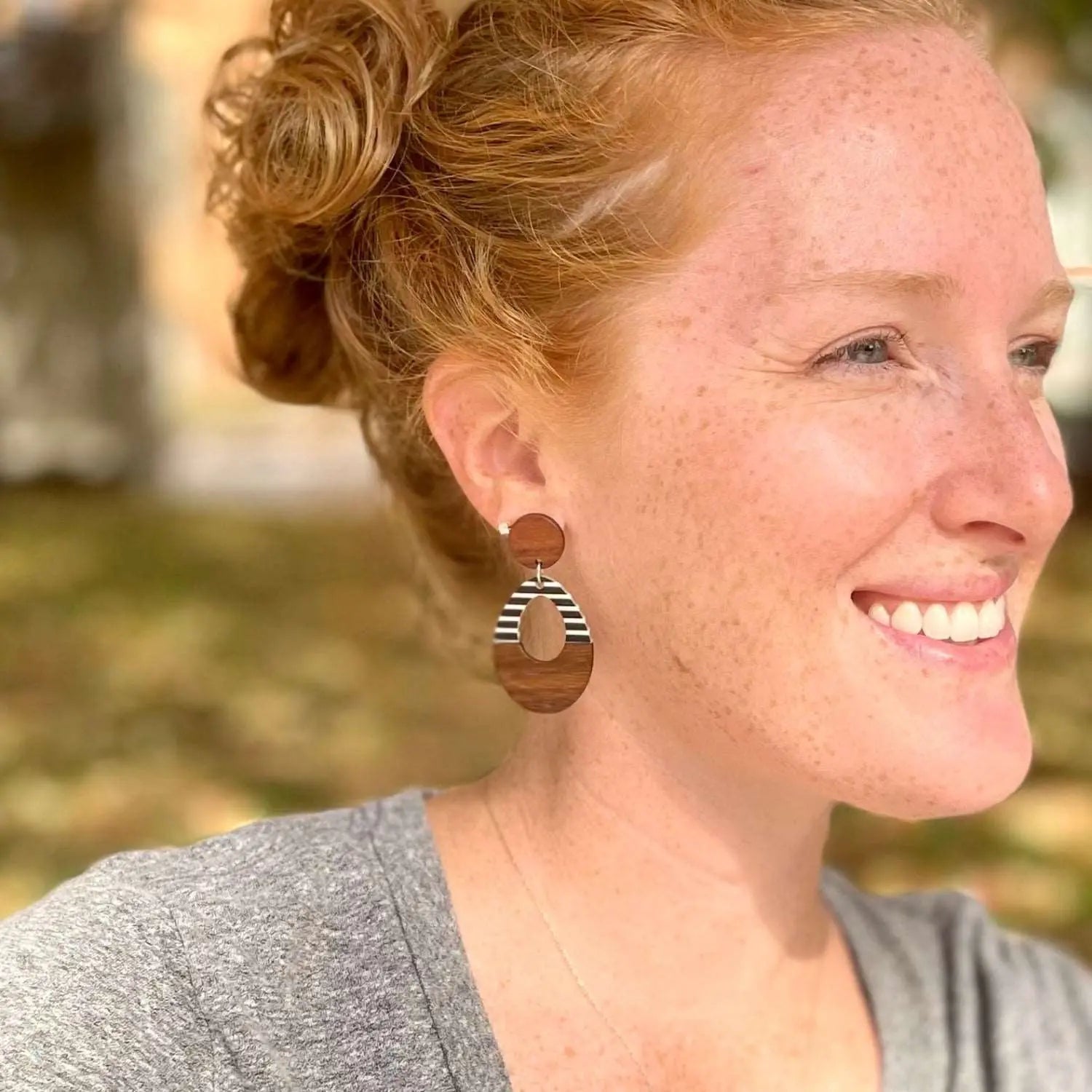 Luna Wood and Resin Dangly Earrings-Translucent Peach