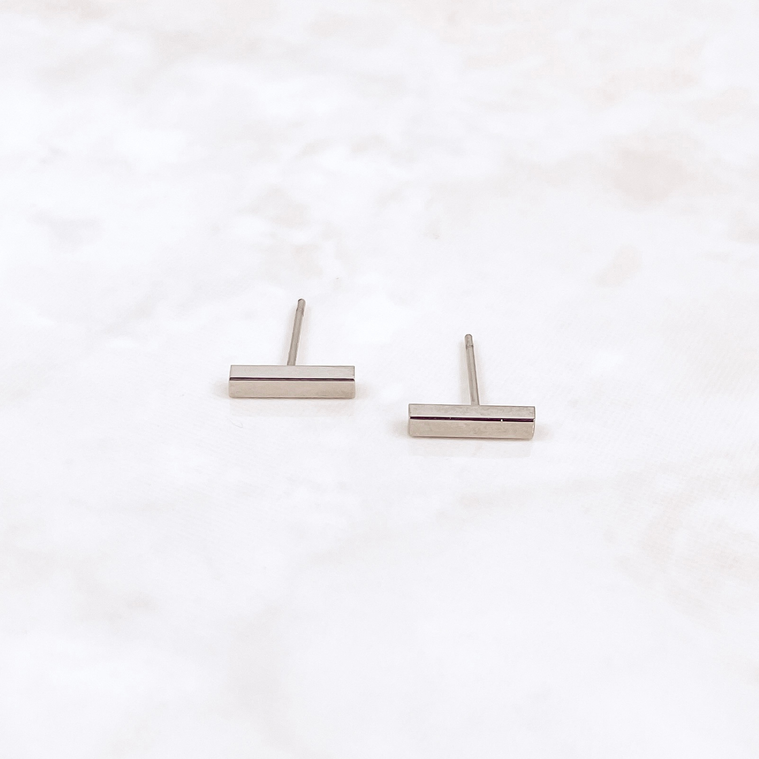 Stainless Steel Bar Stud- Silver