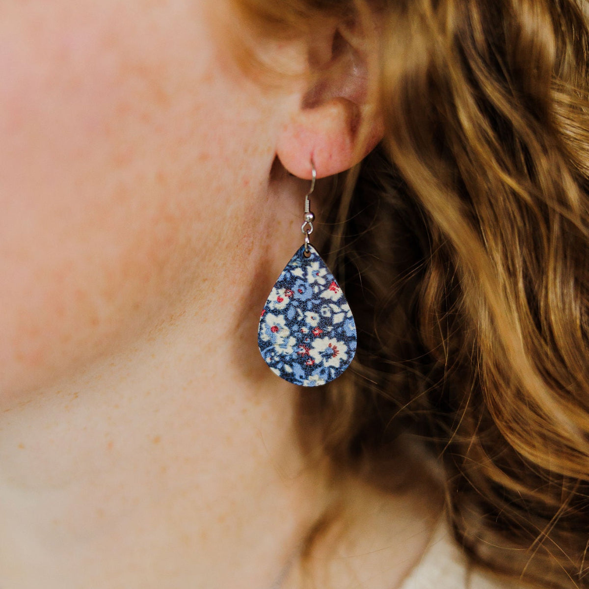 Close up shot of the Kendra Mini Size