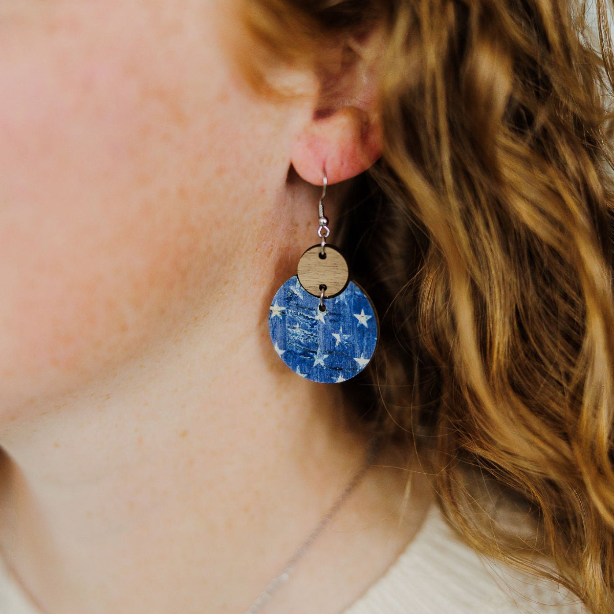 Close up look of the Creek+Elm Cora earring