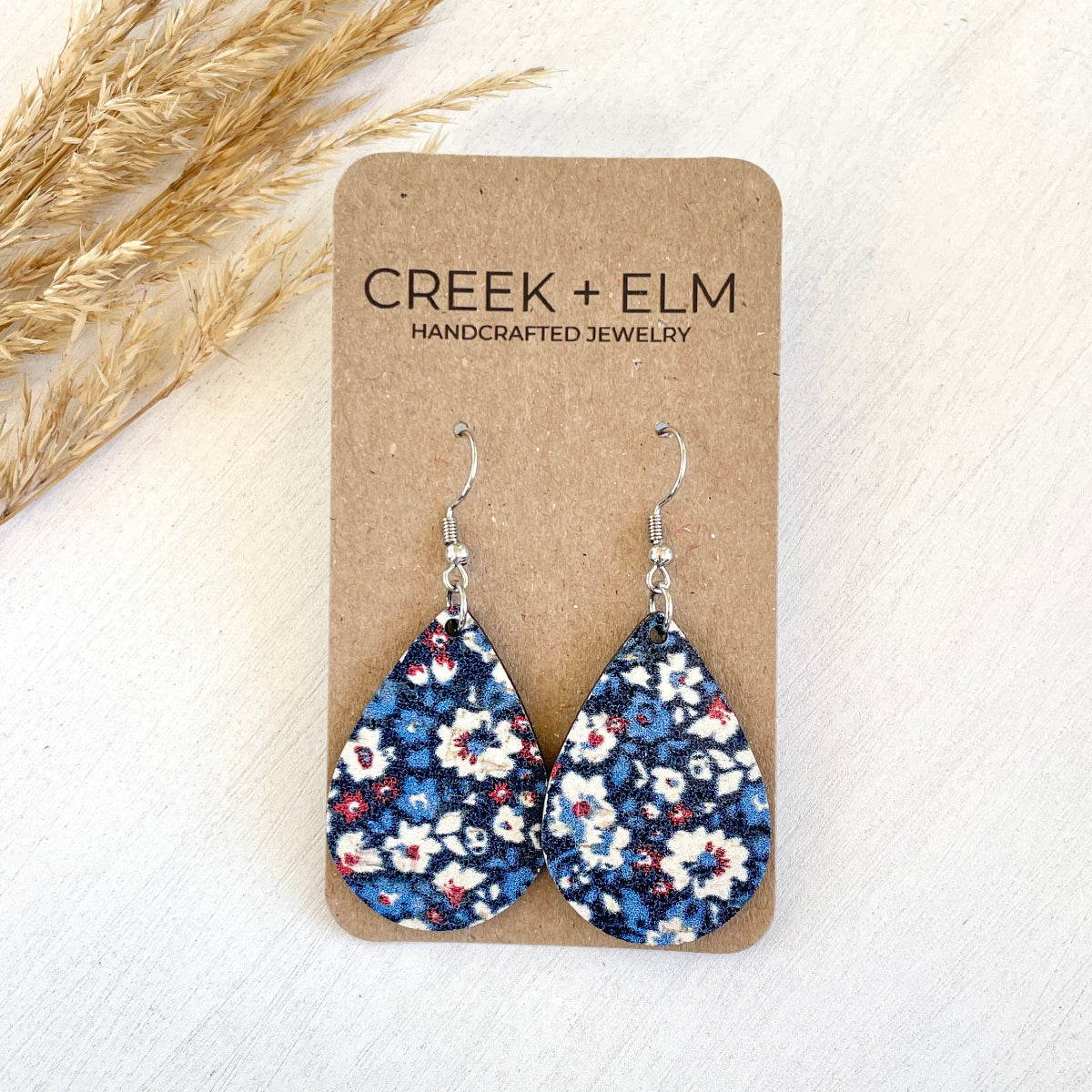 Mini variant of the teardrop earring by Creek & Elm