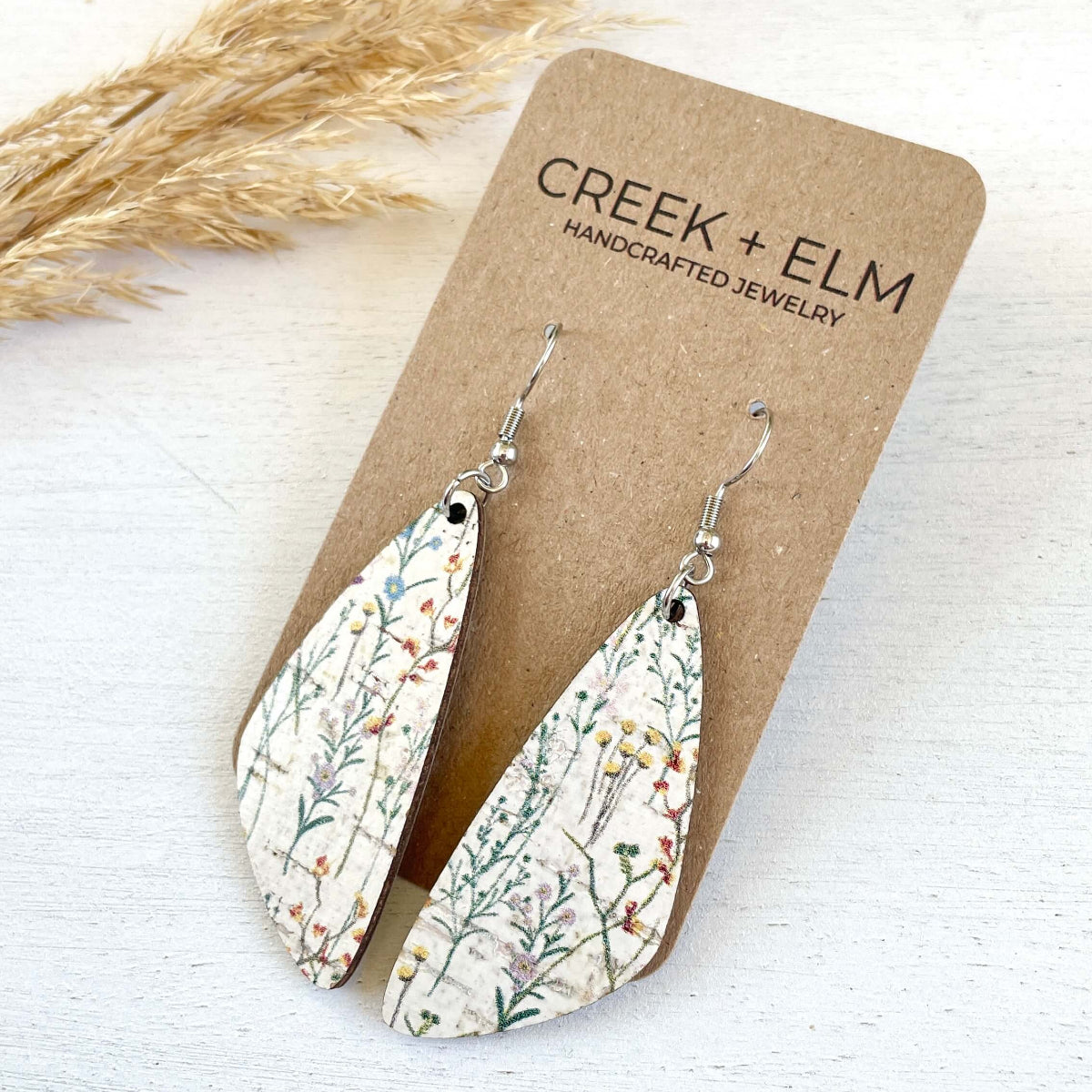 Side profile of the Creek+Elm earrings 